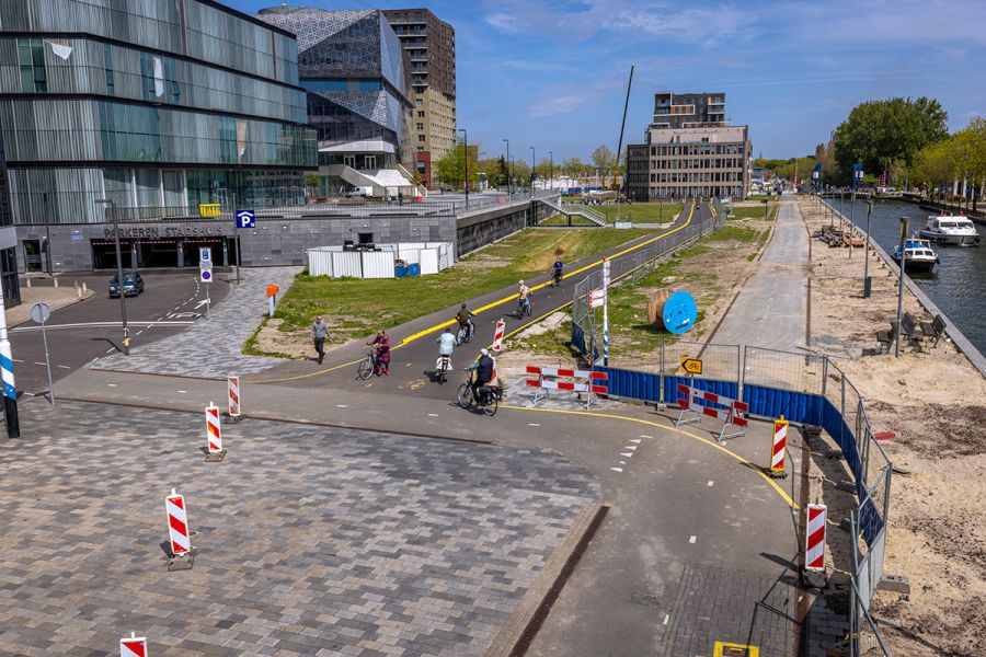 Fietspad langs het Stadshuis