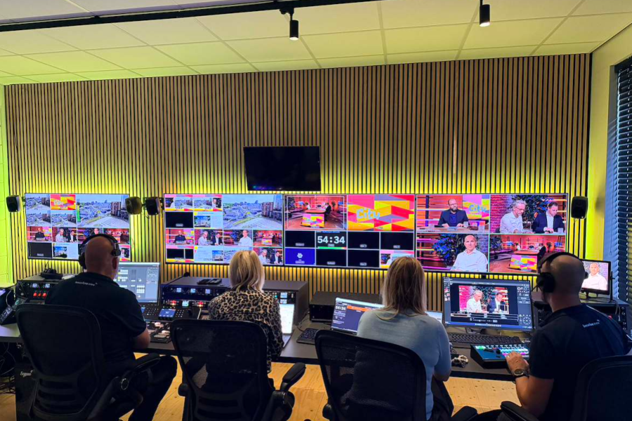 Regiekamer tijdens de uitzending 