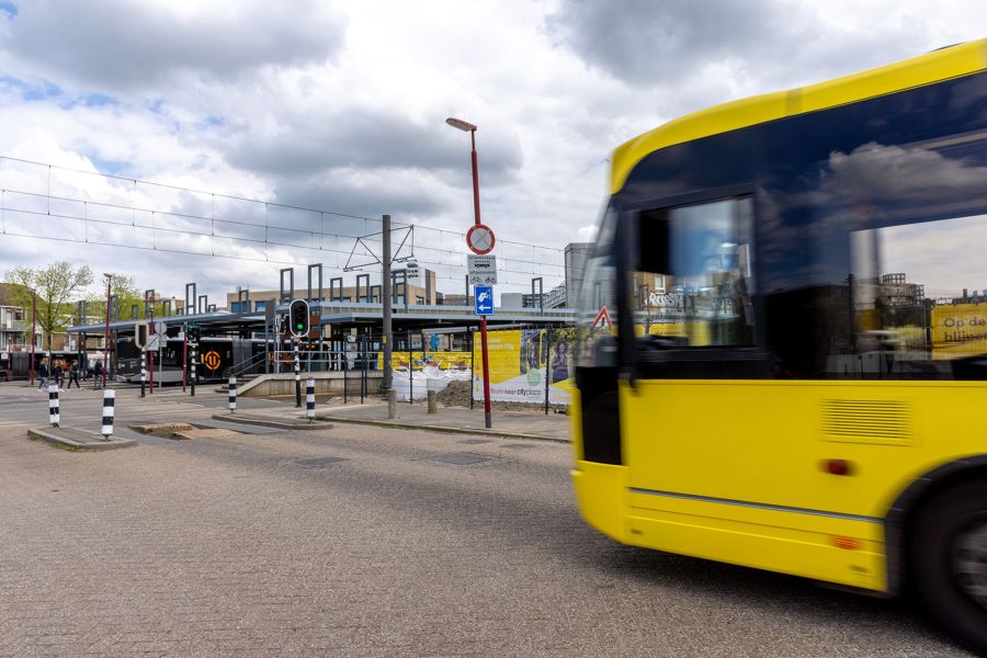 Rijdende bus