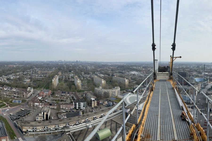 Torenkraan vanuit de lucht